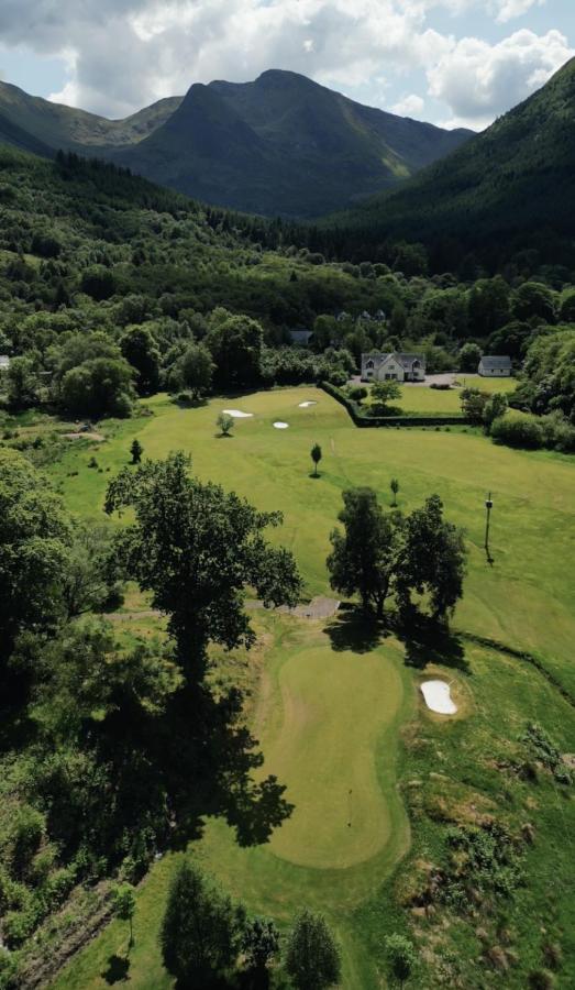 Woodlands House With Hot Tub Hotell Ballachulish Exteriör bild