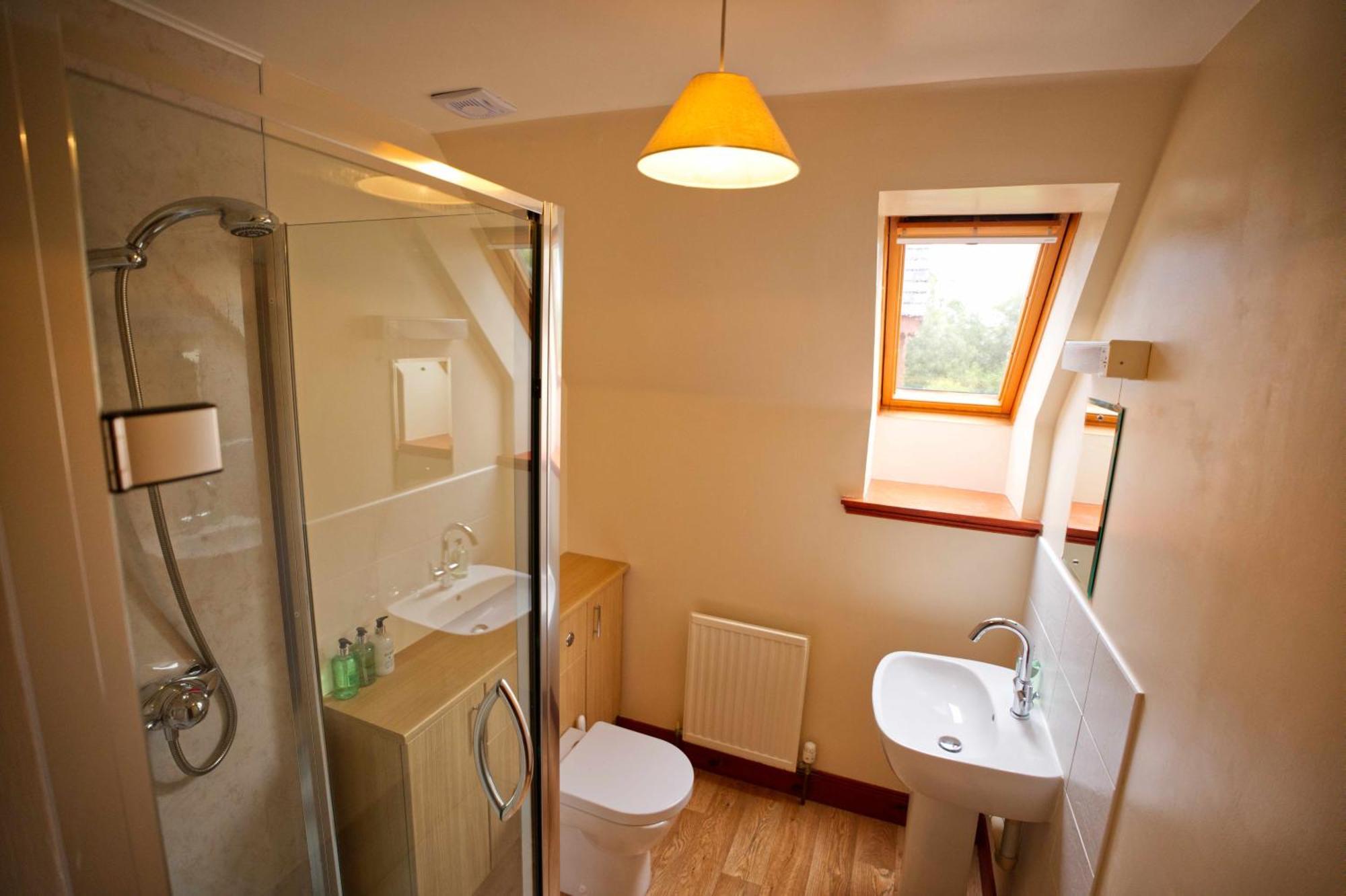 Woodlands House With Hot Tub Hotell Ballachulish Exteriör bild