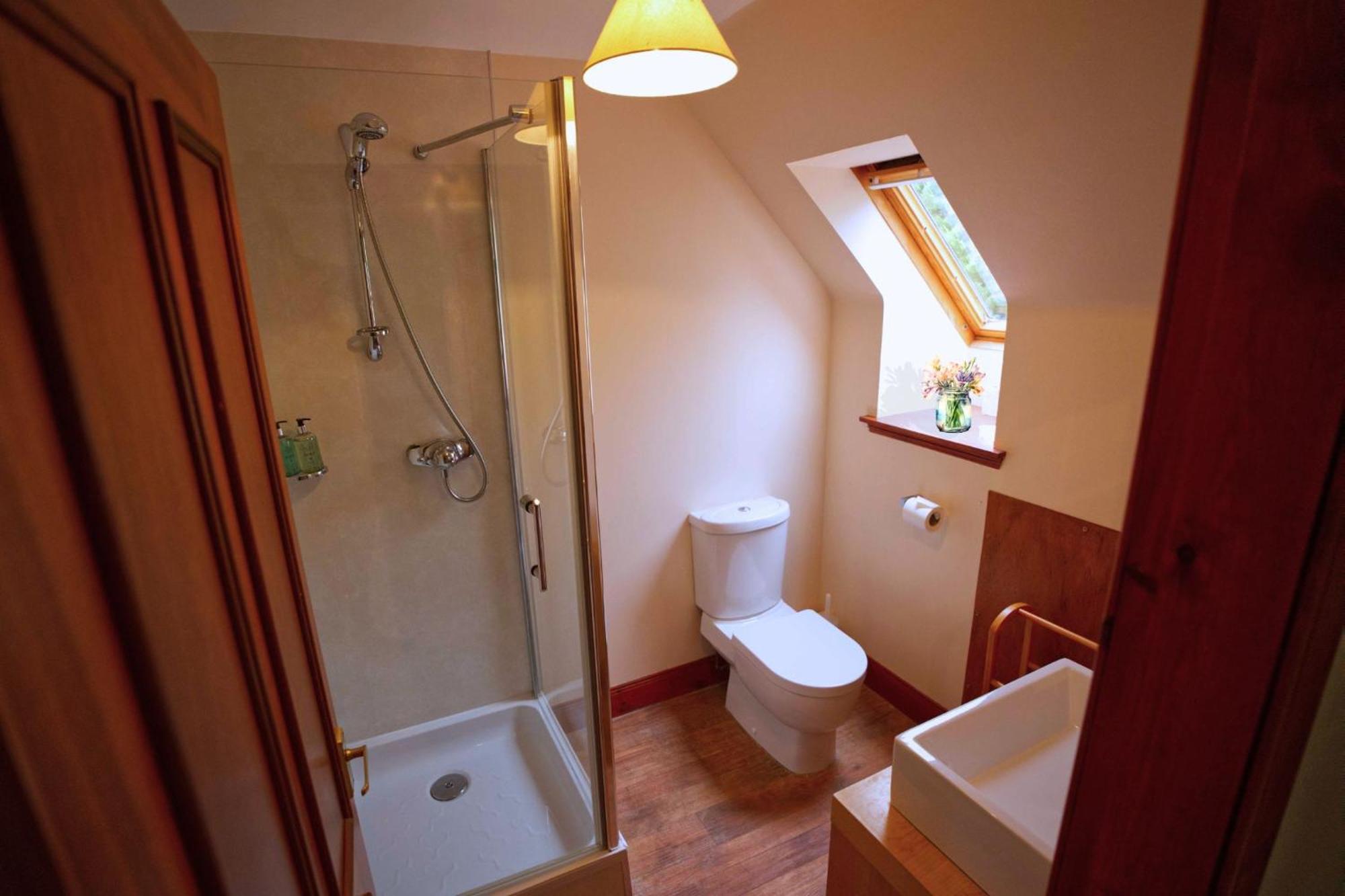 Woodlands House With Hot Tub Hotell Ballachulish Exteriör bild