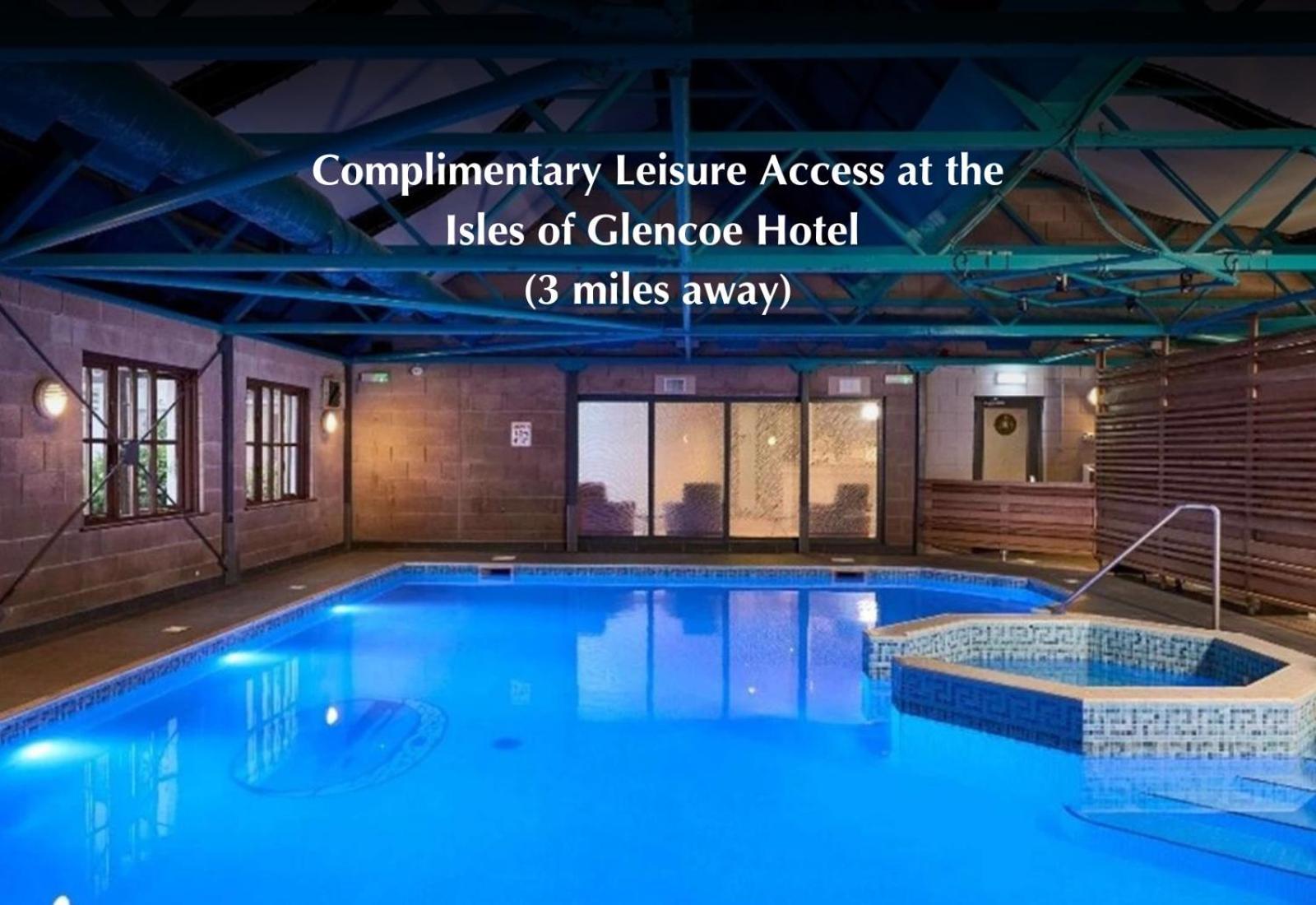 Woodlands House With Hot Tub Hotell Ballachulish Exteriör bild
