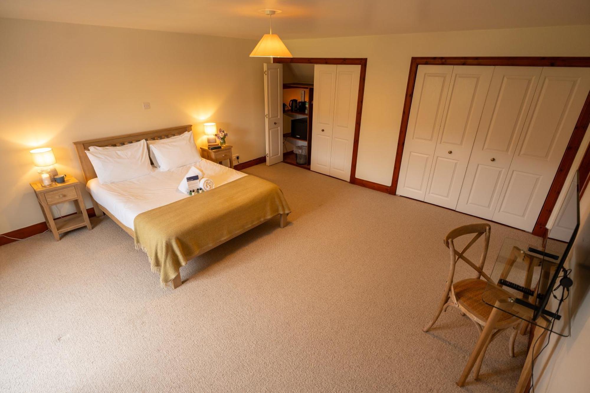 Woodlands House With Hot Tub Hotell Ballachulish Exteriör bild